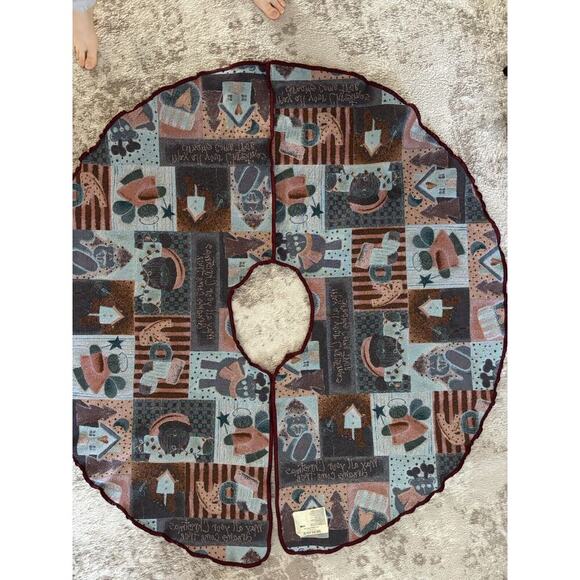 Y2K Christmas Tree Skirt Patchwork Quilted Angel Santa Vintage Blue Red 21 in - Picture 5 of 6